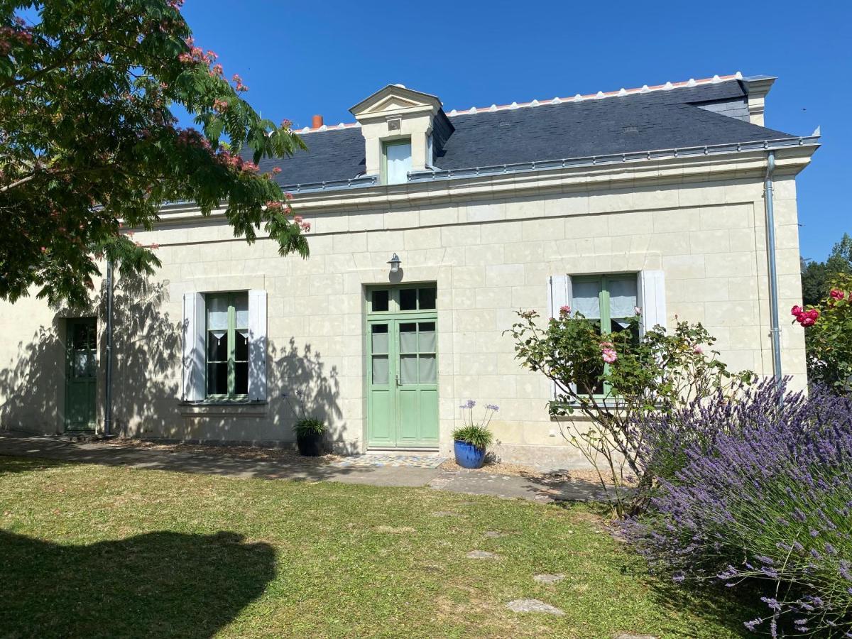 Gite De Parnay Exterior foto